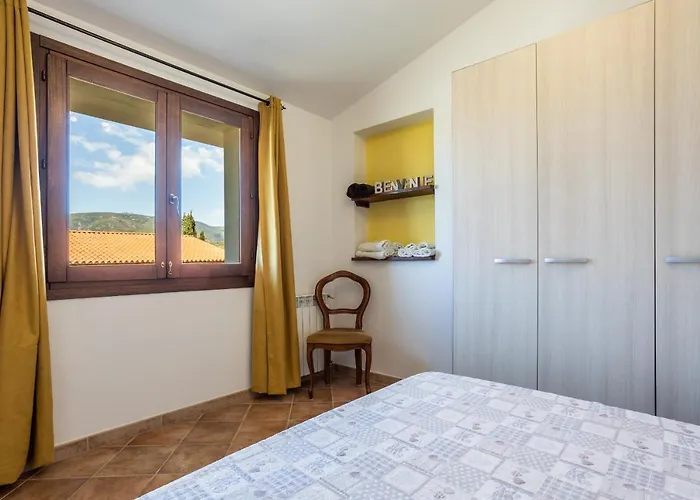 Casa Con Vista Panoramica 公寓 Viddalba